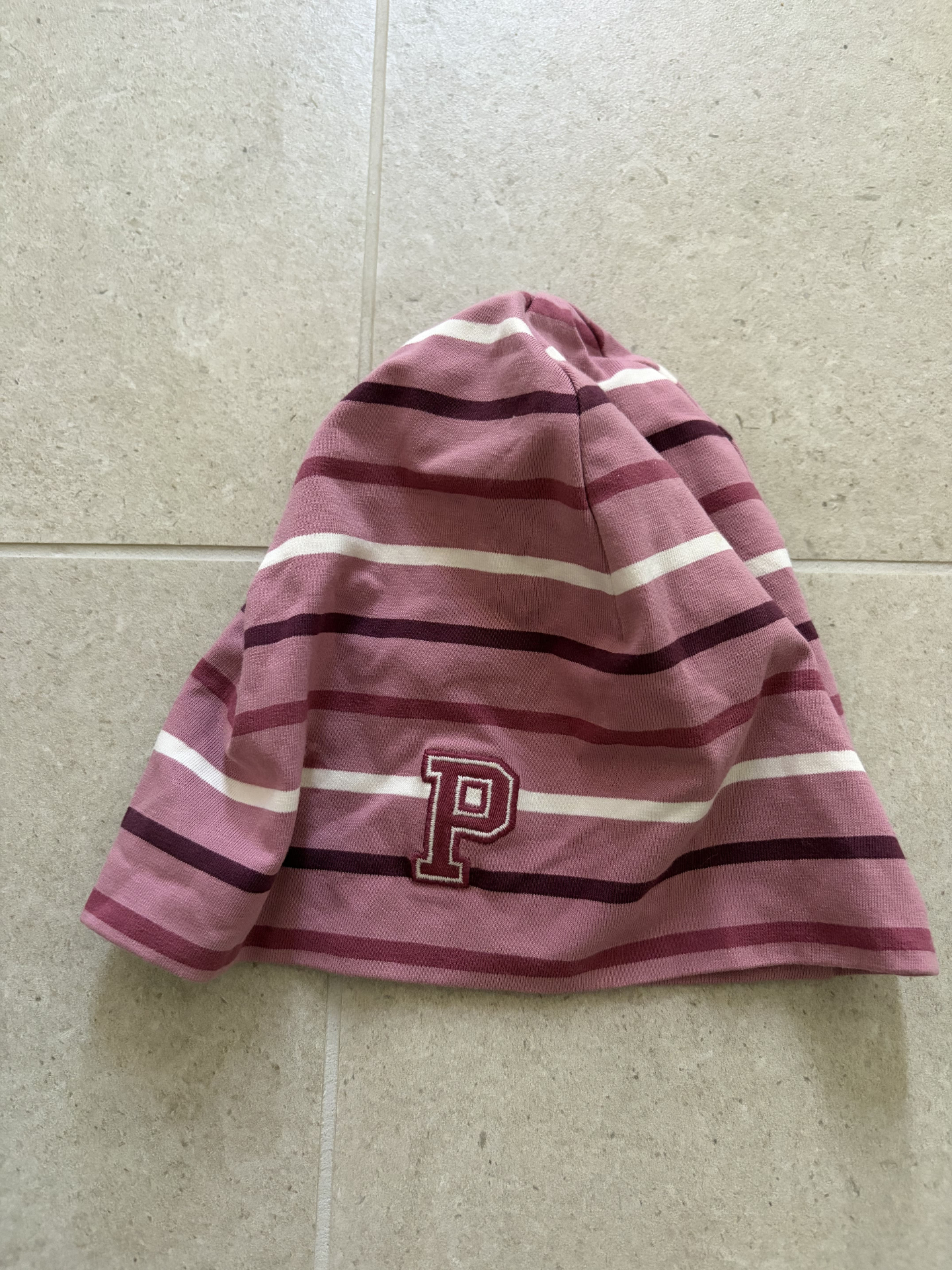 Polarn O. Pyret mössa rosaränder, 2–9 år