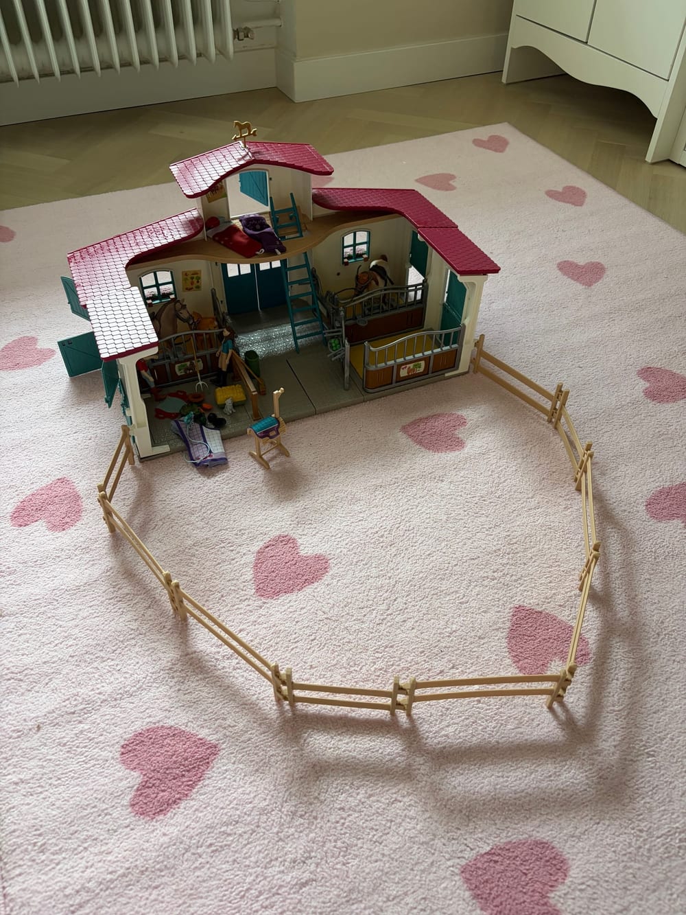 Häststall med tillbehör, barn